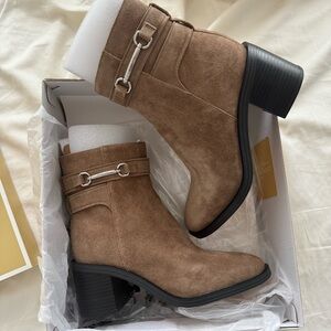 Michael Kors Boots NWT Never been worn